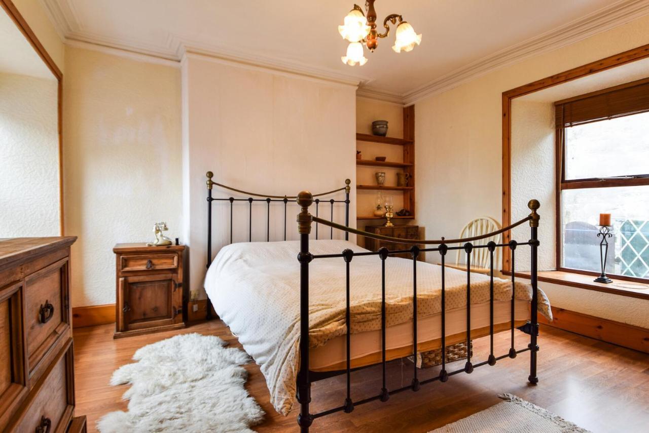 Centre Lodge Леруик Екстериор снимка